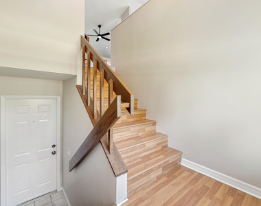 8070 Se River Lane - Photo Thumbnail 5