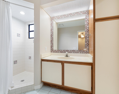 8070 Se River Lane - Photo Thumbnail 14