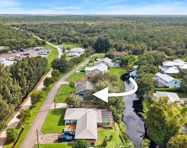 8070 Se River Lane - Photo Thumbnail 23
