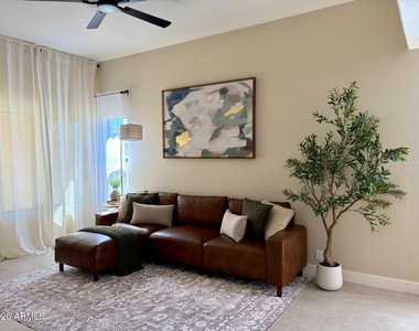 13615 N Cambria Drive - Photo Thumbnail 5
