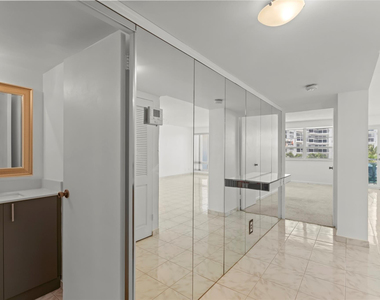 3430 Galt Ocean Drive - Photo Thumbnail 4