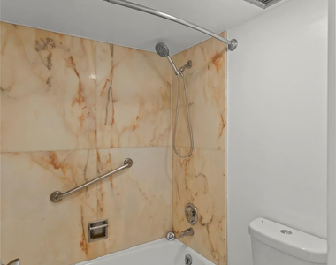 3430 Galt Ocean Drive - Photo Thumbnail 25