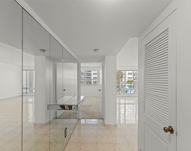 3430 Galt Ocean Drive - Photo Thumbnail 7