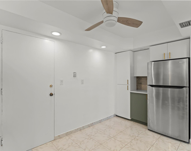 3430 Galt Ocean Drive - Photo Thumbnail 12
