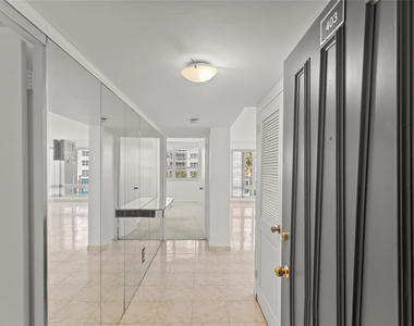 3430 Galt Ocean Drive - Photo Thumbnail 3