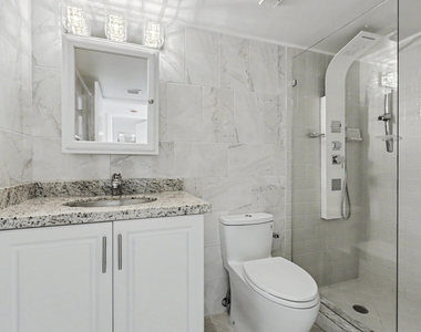 3200 N Ocean Drive - Photo Thumbnail 15