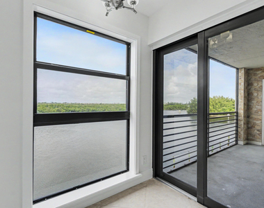 3200 N Ocean Drive - Photo Thumbnail 30