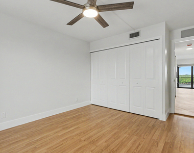 3200 N Ocean Drive - Photo Thumbnail 43