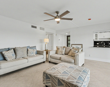3200 N Ocean Drive - Photo Thumbnail 37