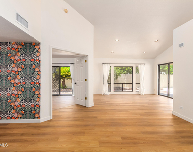4850 E Paseo Way - Photo Thumbnail 1