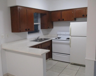 2640 Pierce Street - Photo Thumbnail 4