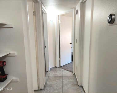 2140 E 10th Street - Photo Thumbnail 17