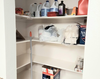 2140 E 10th Street - Photo Thumbnail 8