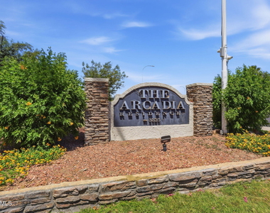 3825 E Camelback Road - Photo Thumbnail 26