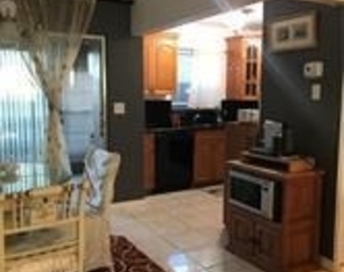 941 Crystal Lake Drive - Photo Thumbnail 2