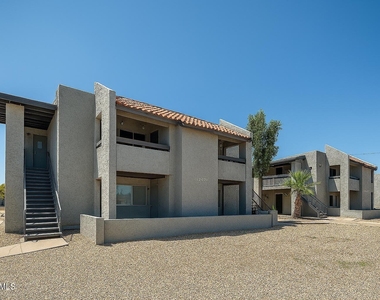 2247 E Cactus Road - Photo Thumbnail 14
