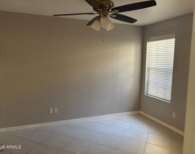 1333 E Morten Avenue - Photo Thumbnail 12