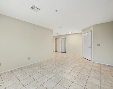 16033 N 25th Street - Photo Thumbnail 18