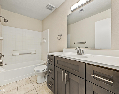 16033 N 25th Street - Photo Thumbnail 7
