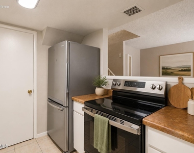 4453 E Pueblo Avenue - Photo Thumbnail 34
