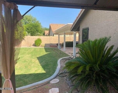 1526 W Wagner Drive - Photo Thumbnail 20