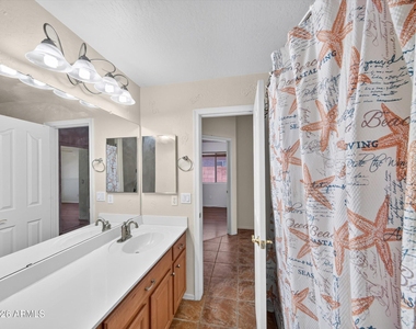 4209 W Wahalla Lane - Photo Thumbnail 30