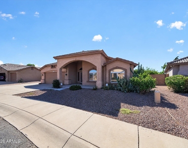 4209 W Wahalla Lane - Photo Thumbnail 3