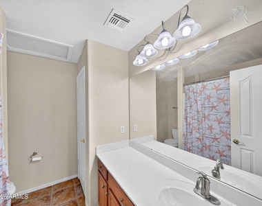 4209 W Wahalla Lane - Photo Thumbnail 29