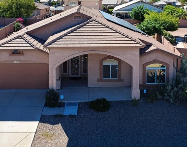 4209 W Wahalla Lane - Photo Thumbnail 41