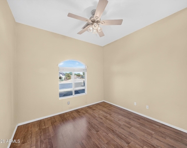 4209 W Wahalla Lane - Photo Thumbnail 25