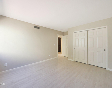 2422 E Oregon Avenue - Photo Thumbnail 23