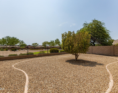 15193 W Adams Street - Photo Thumbnail 25