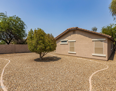 15193 W Adams Street - Photo Thumbnail 22