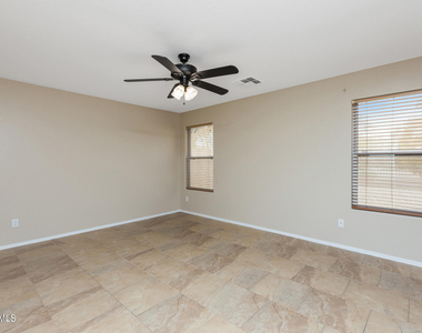 15193 W Adams Street - Photo Thumbnail 12