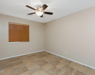 15193 W Adams Street - Photo Thumbnail 16