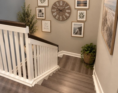9079 Kingsmoor Way - Photo Thumbnail 17