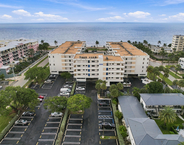 330 Se 20th Avenue - Photo Thumbnail 9