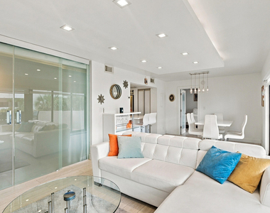 330 Se 20th Avenue - Photo Thumbnail 25