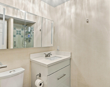 330 Se 20th Avenue - Photo Thumbnail 21