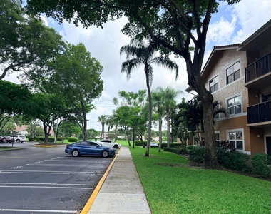 8801 Wiles Road - Photo Thumbnail 29