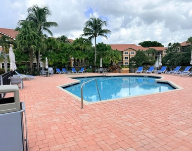 8801 Wiles Road - Photo Thumbnail 33