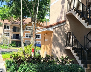 8801 Wiles Road - Photo Thumbnail 21
