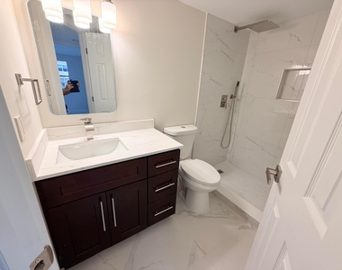 8801 Wiles Road - Photo Thumbnail 11