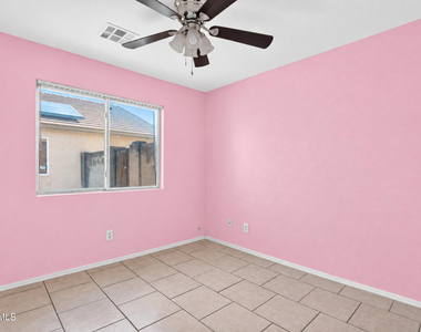 1635 E Ash Avenue - Photo Thumbnail 22