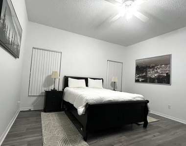 209 Castlemain Circle - Photo Thumbnail 7