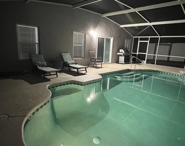 209 Castlemain Circle - Photo Thumbnail 21