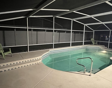 209 Castlemain Circle - Photo Thumbnail 16