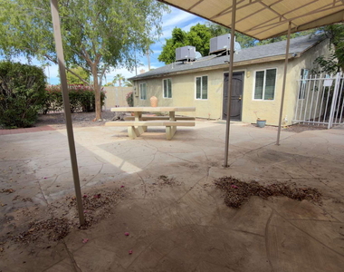 8238 E Thomas Road - Photo Thumbnail 21