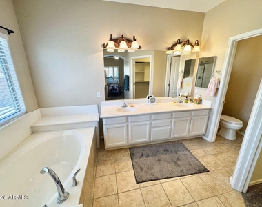 14971 N 88th Lane - Photo Thumbnail 31