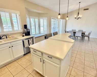 14971 N 88th Lane - Photo Thumbnail 17